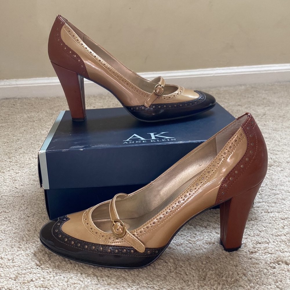 Tan Vintage Inspired Heels, 9